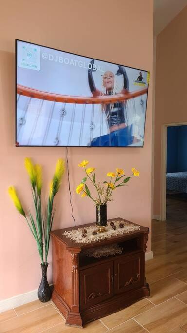 Comfortable Strategic Lodging Quarters Spanish Town Экстерьер фото