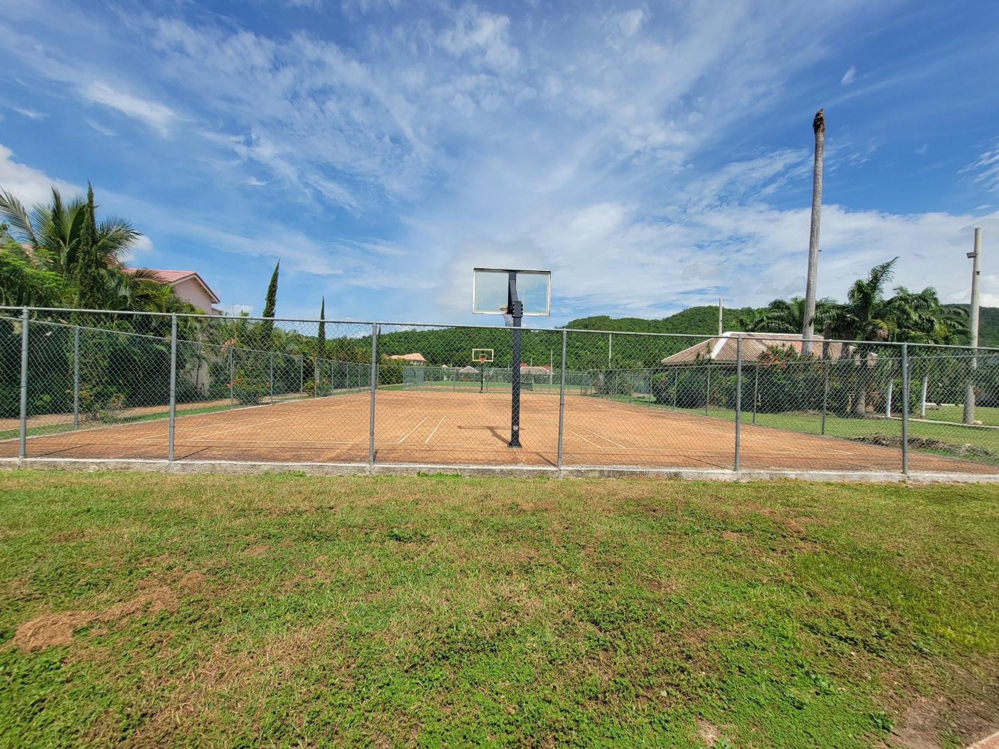 Comfortable Strategic Lodging Quarters Spanish Town Экстерьер фото