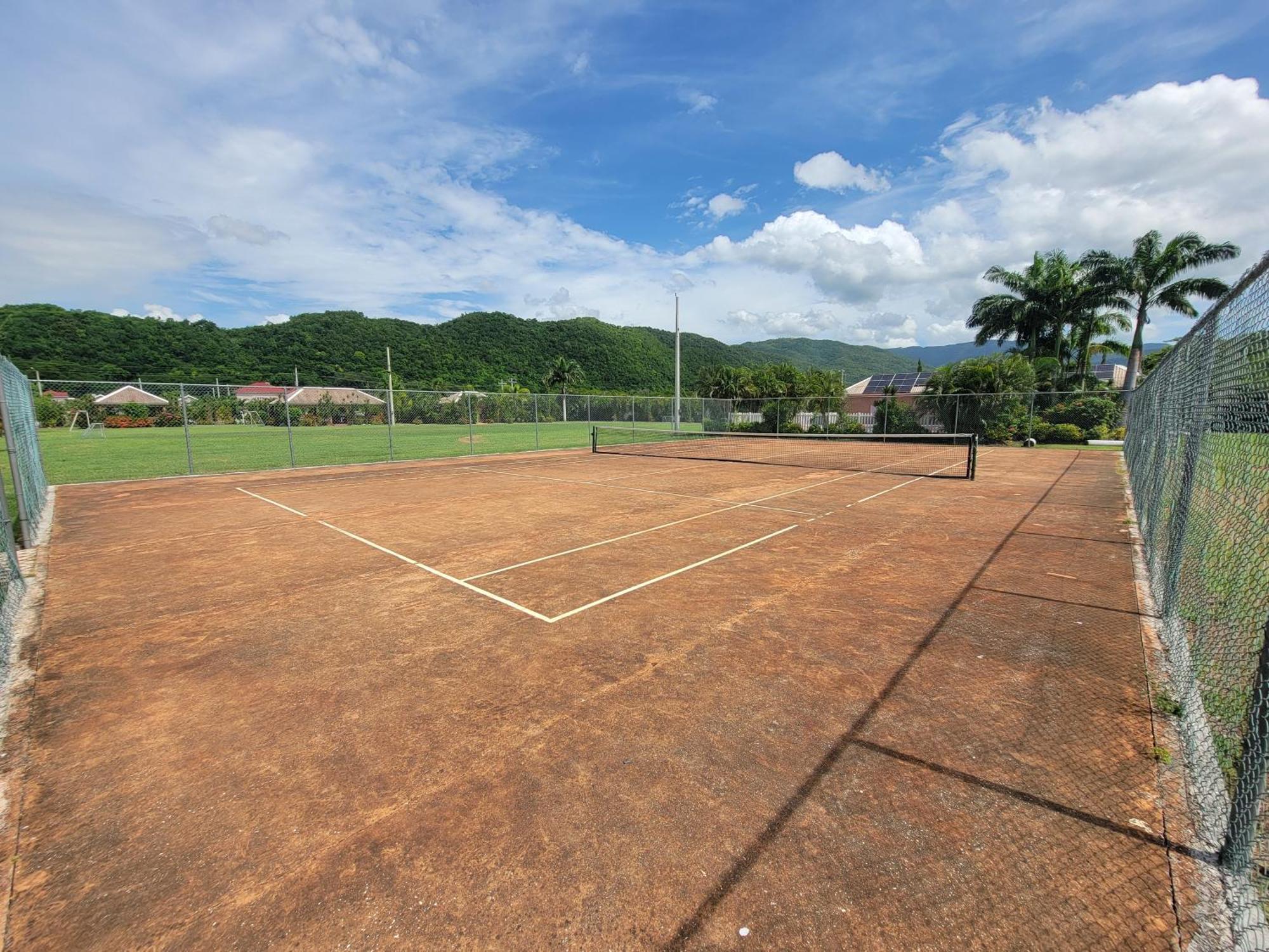 Comfortable Strategic Lodging Quarters Spanish Town Экстерьер фото