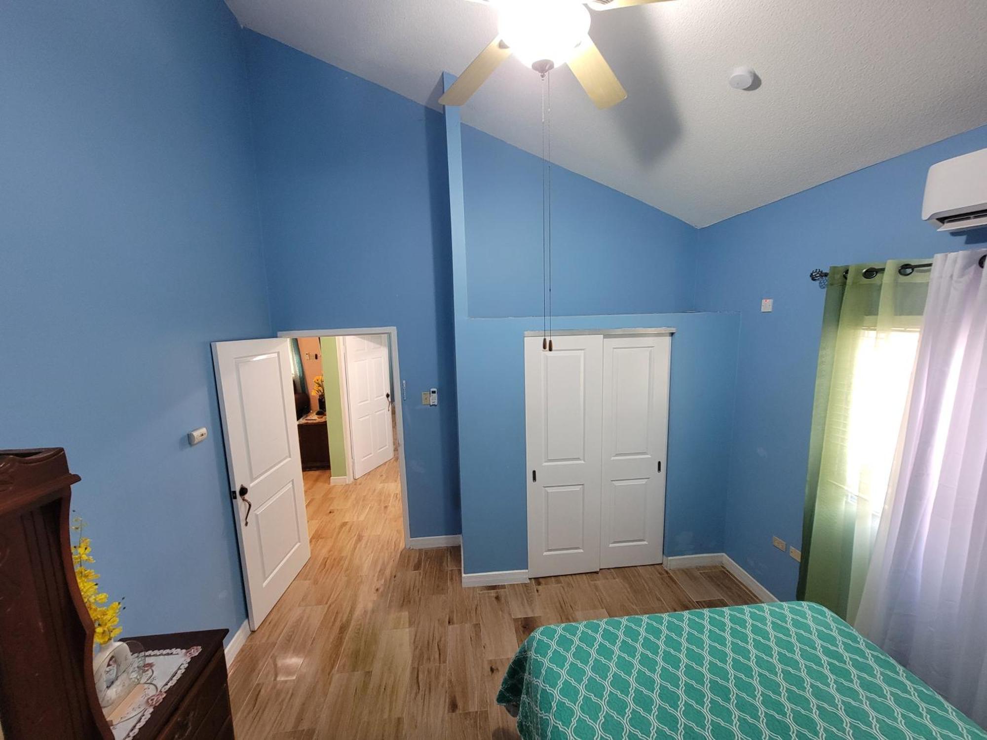 Comfortable Strategic Lodging Quarters Spanish Town Экстерьер фото