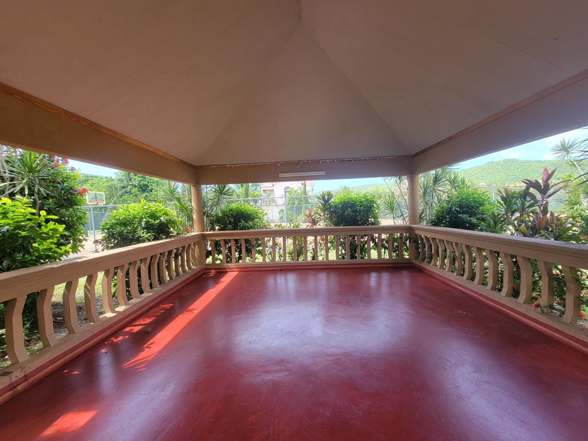 Comfortable Strategic Lodging Quarters Spanish Town Экстерьер фото