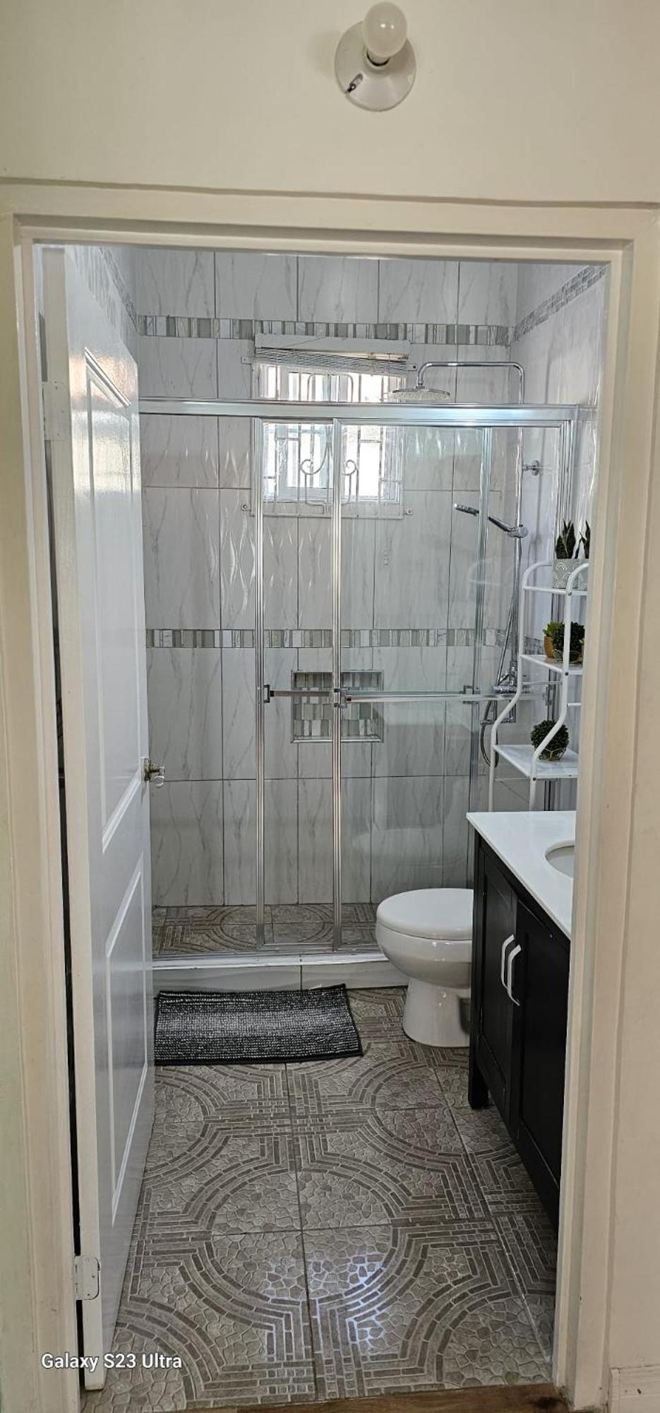 Comfortable Strategic Lodging Quarters Spanish Town Экстерьер фото